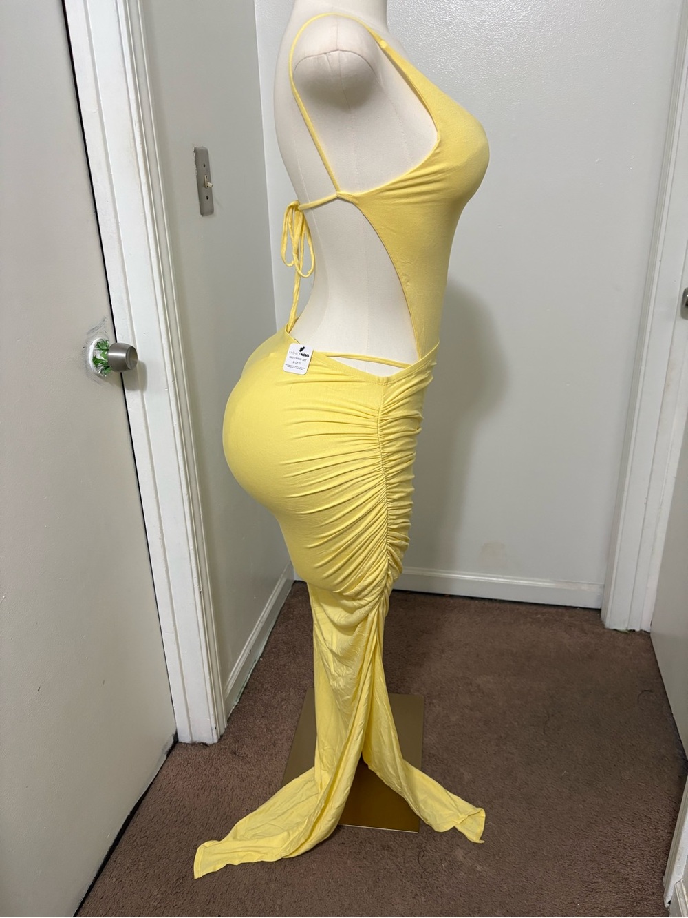 Fashion Nova Yellow Ruched Maxi Skirt Set with Bodysuit Spaghetti Strings Top - Picture 2 of 4